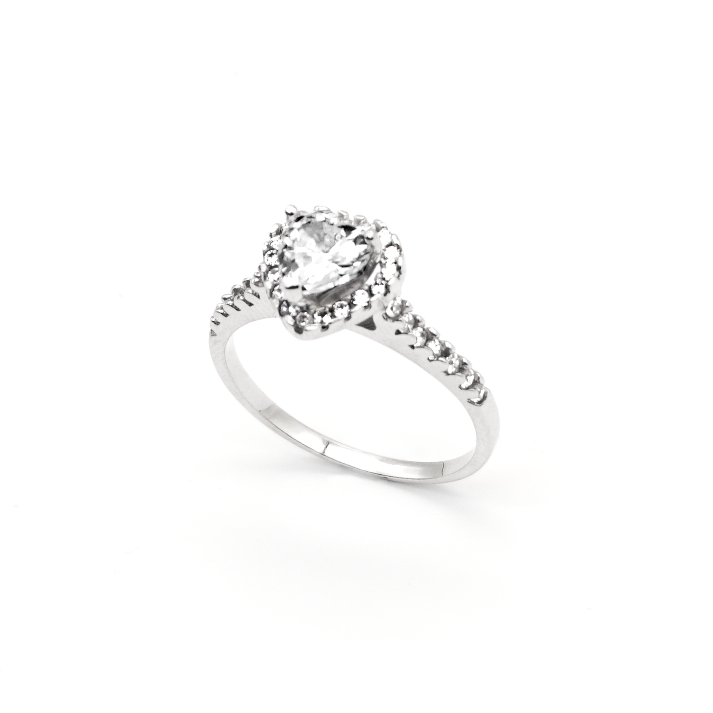 Anillo con piedra en forma de corazón de oro blanco 14k