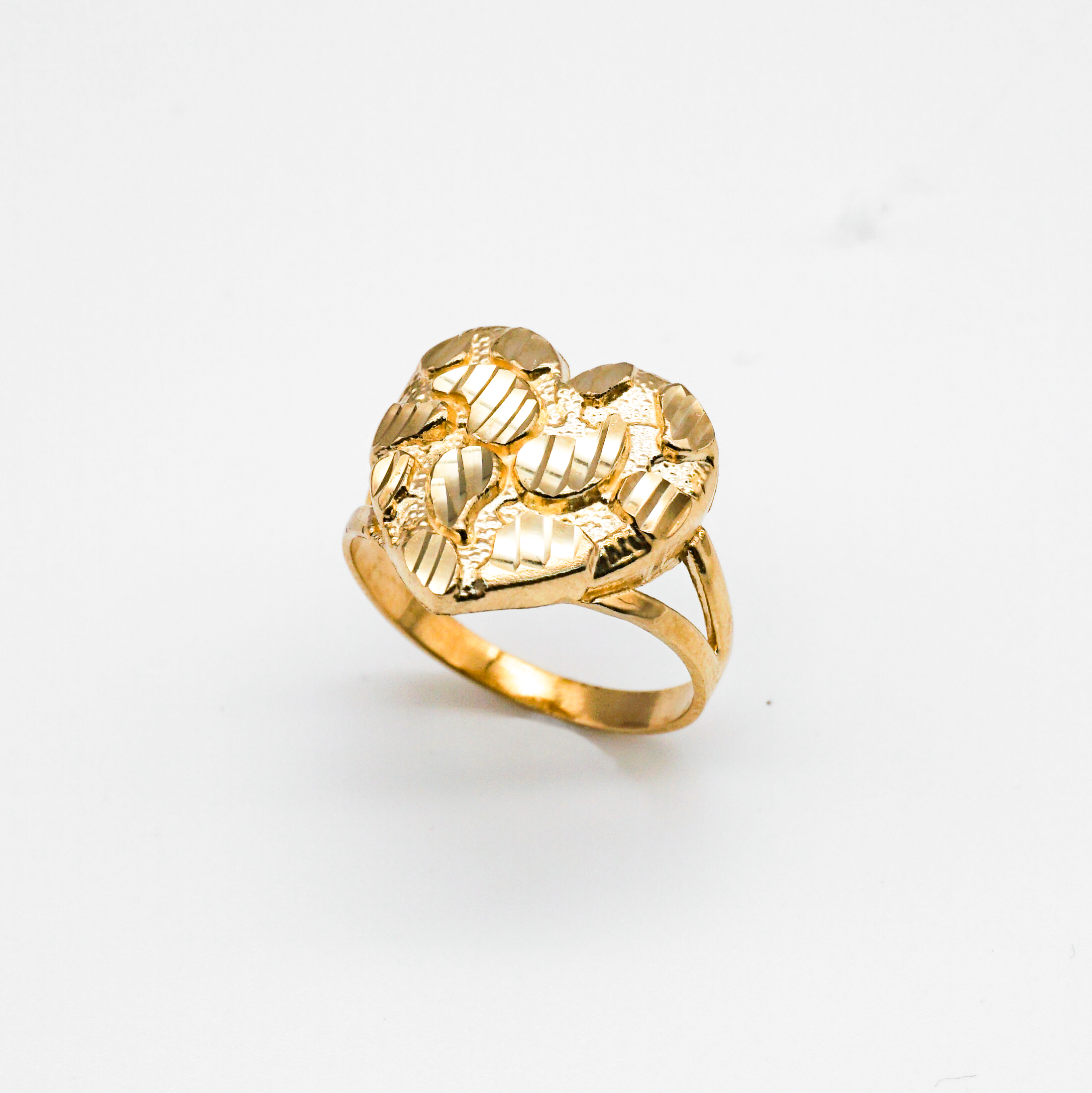 Anillo Nugget Corazón | 10k | 2.4g