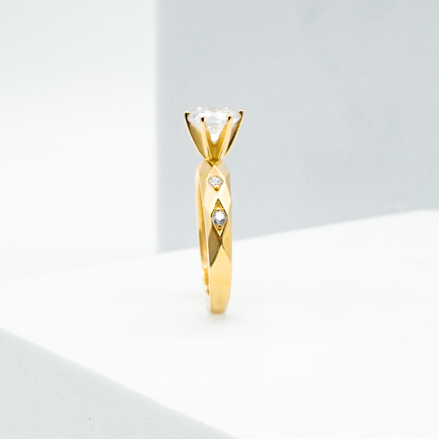 Trío de Oro amarillo con Zirconias 14K