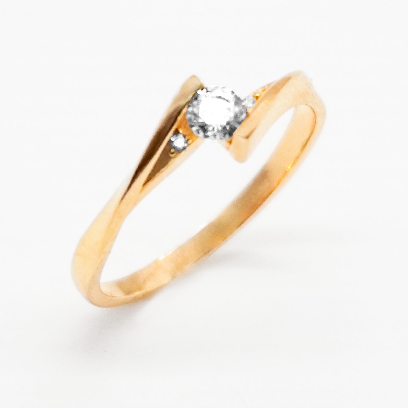 Solitario de oro amarillo con zirconias | 14k | 1.8g