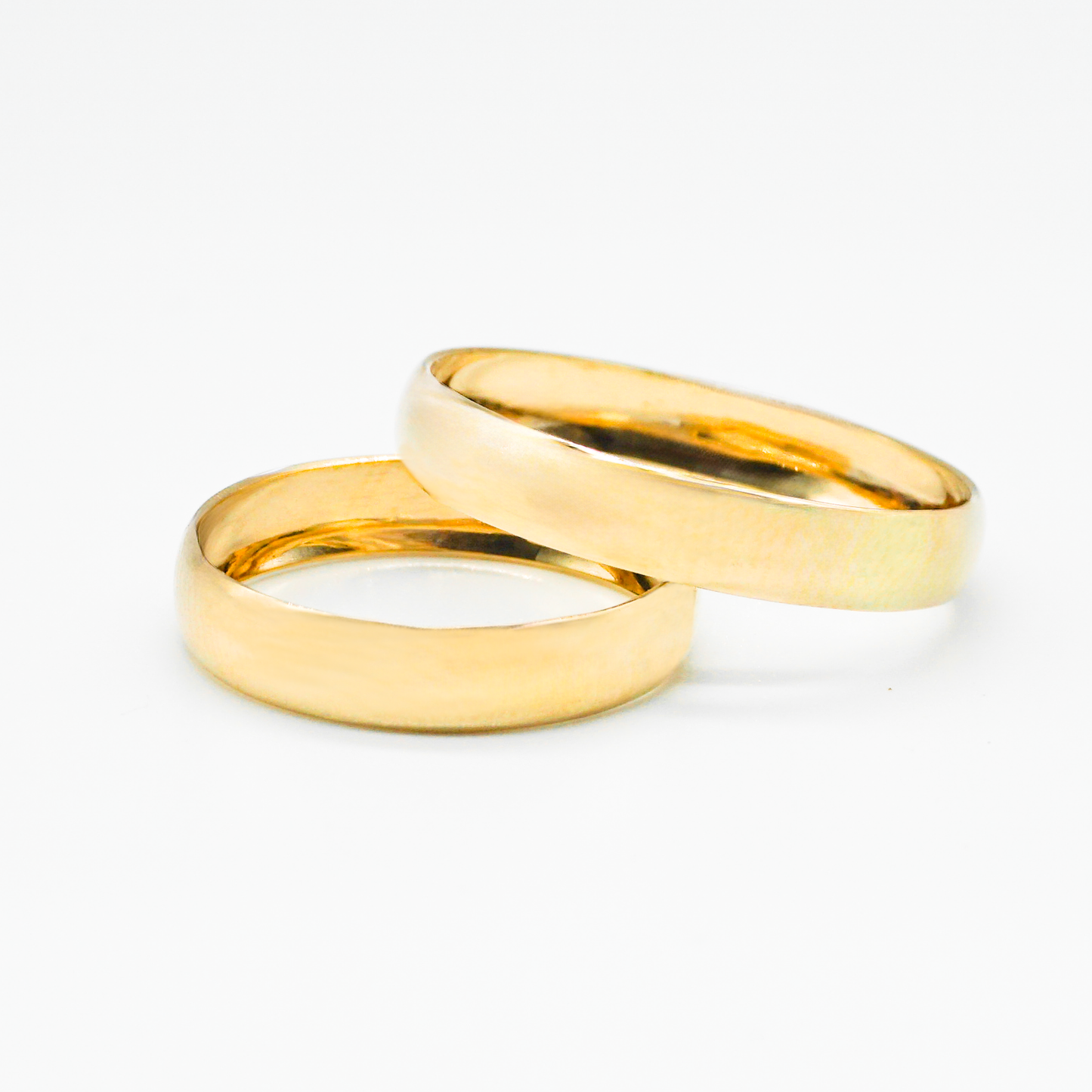 Trío matrimonial | 10k | 4.9g