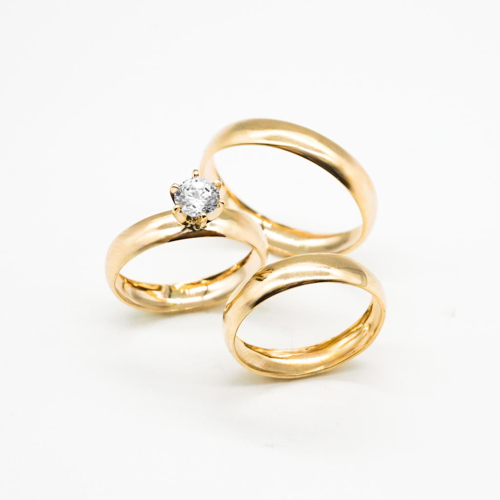 Trío matrimonial | 10k | 4.9g